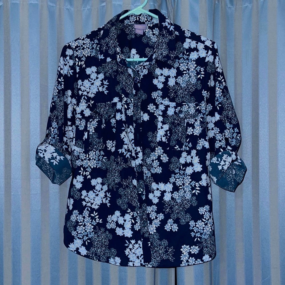 Women’s Laura Scott blouse